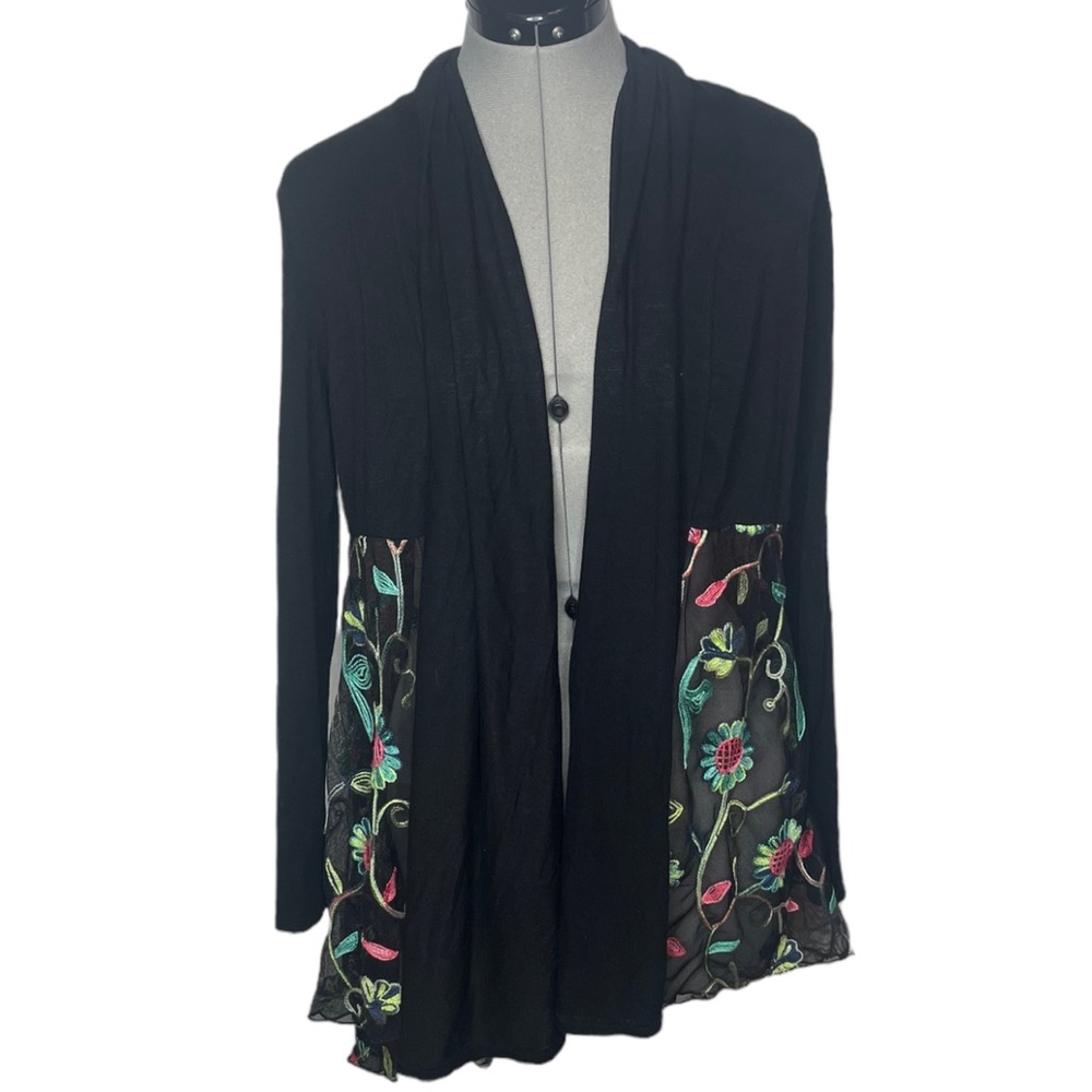 Kim & Cami Floral Cardigan size Medium